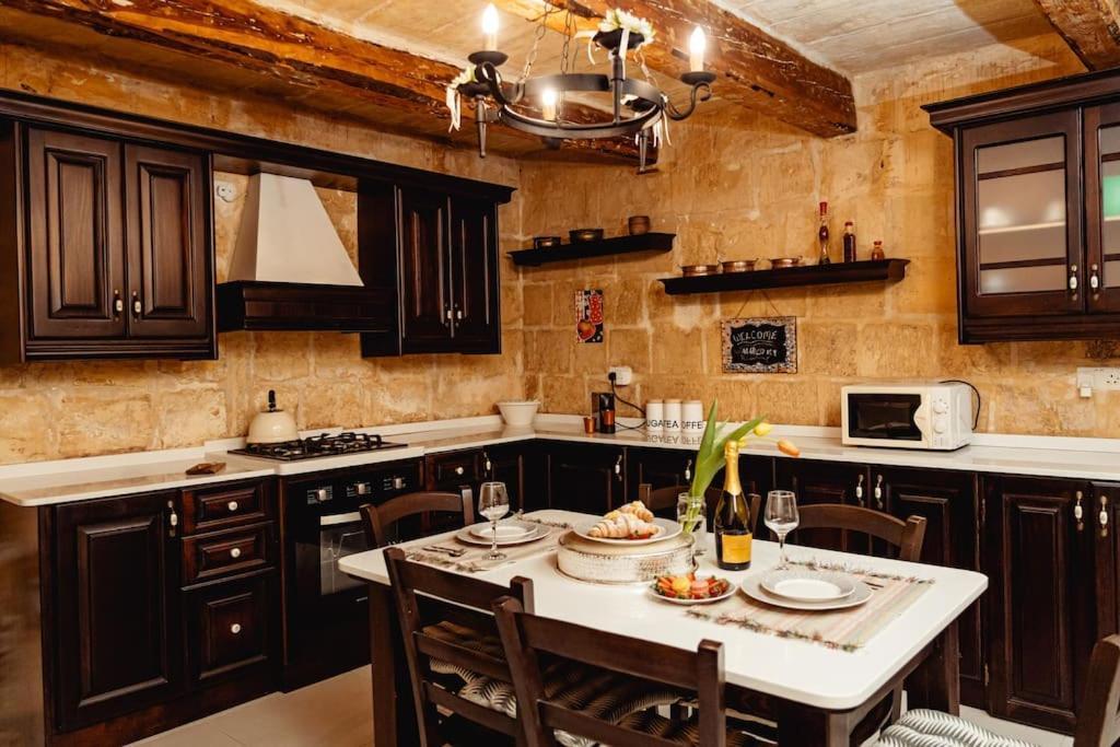 Appartement Enchanting 2bdr Townhouse In Centre! *