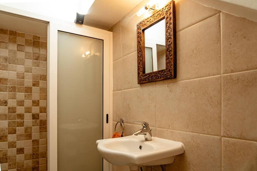 Enchanting 2bdr Townhouse In Centre! Appartement
