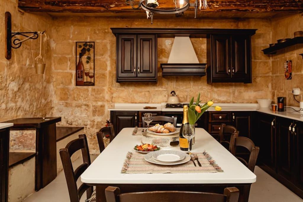 Appartement Enchanting 2bdr Townhouse In Centre!
